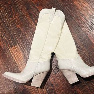 Paris Texas Cream Heeled Boots